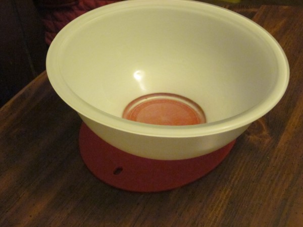 Make your mixing bowl non slip